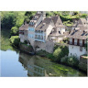 Meet your Posher, Pamela